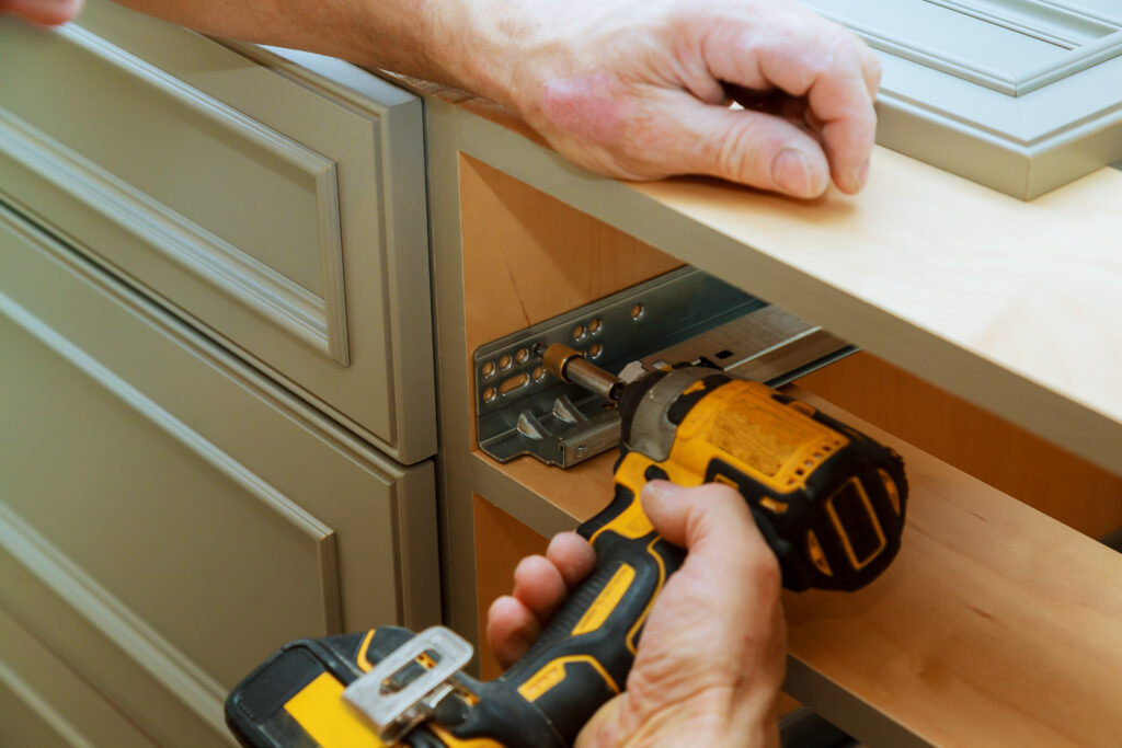 adjusting,fixing,cabinet,door,hinge,adjustment,on,kitchen,cabinets